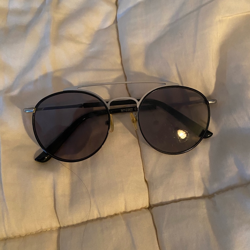 Trendy Pilot Glasses